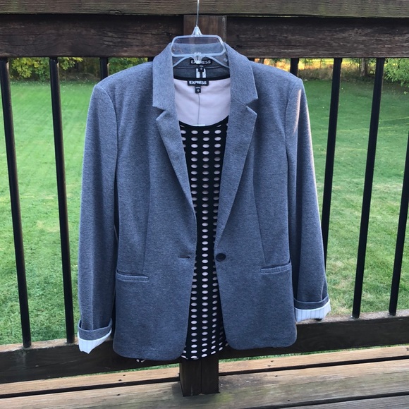 Essential Express Tank - Picture 7 of 10